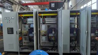 VEIKONG VFD｜Betrouwbare aandrijving voor industriële balenperstoepassingen